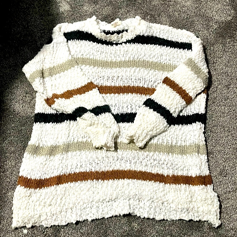 Popcorn sweater
